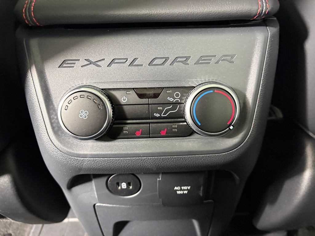 Certified 2026 Ford Explorer ST-Line w/ ST-Line Street Pack AWD/4WD image 30