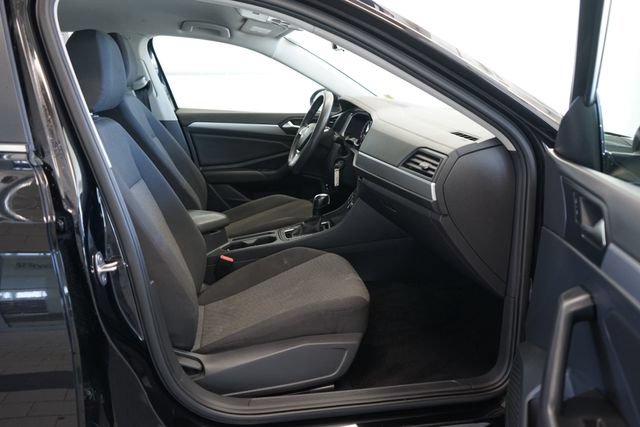 Used 2021 Volkswagen Jetta S FWD image 30