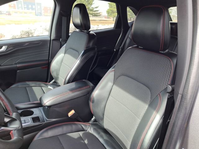 Certified 2024 Ford Escape ST-Line w/ Tech Pack #1 image 8