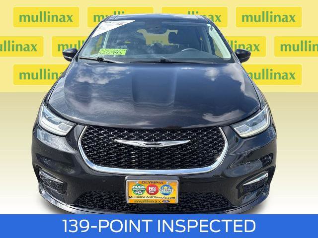 Used 2024 Chrysler Pacifica Touring-L FWD image 15