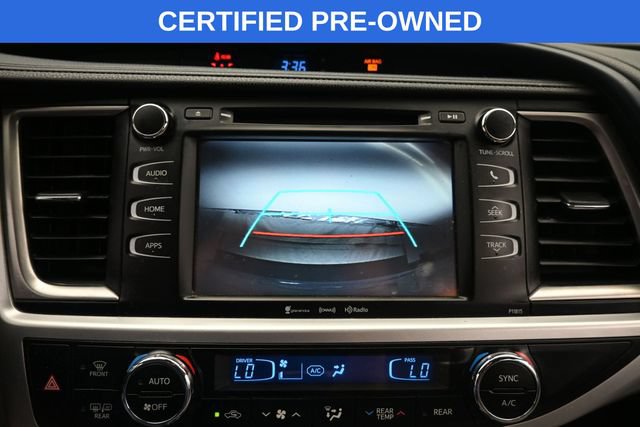 Used 2019 Toyota Highlander Plus AWD/4WD image 19