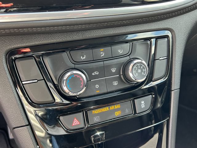 Used 2021 Buick Encore Preferred w/ Safety Package AWD/4WD image 20