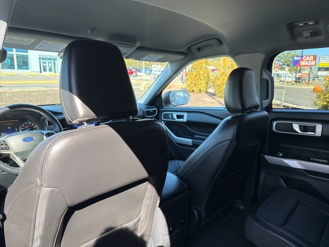 Certified 2022 Ford Explorer XLT w/ Equipment Group 202A image 22