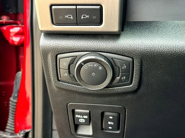 Certified 2020 Ford F150 Platinum w/ Equipment Group 701A Luxury image 14