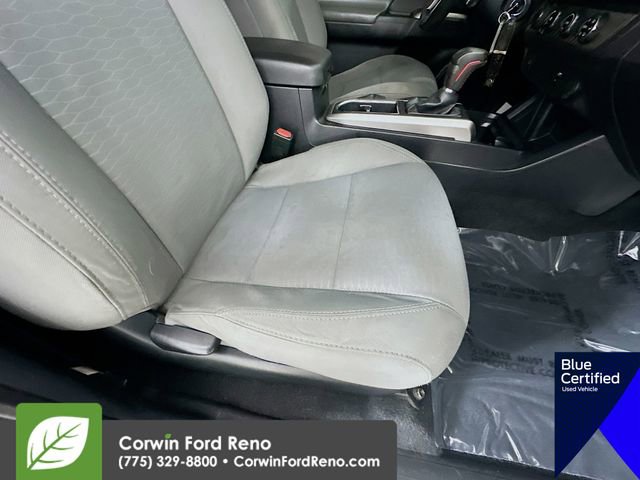 Used 2017 Toyota Tacoma SR5 AWD/4WD image 30