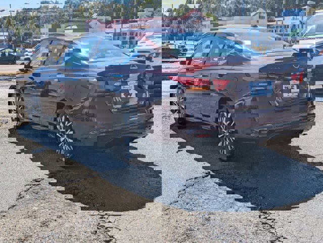 Used 2024 Nissan Altima 2.5 SV image 3