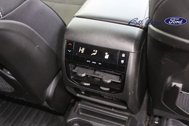 Used 2024 Jeep Grand Cherokee L Laredo AWD/4WD image 15