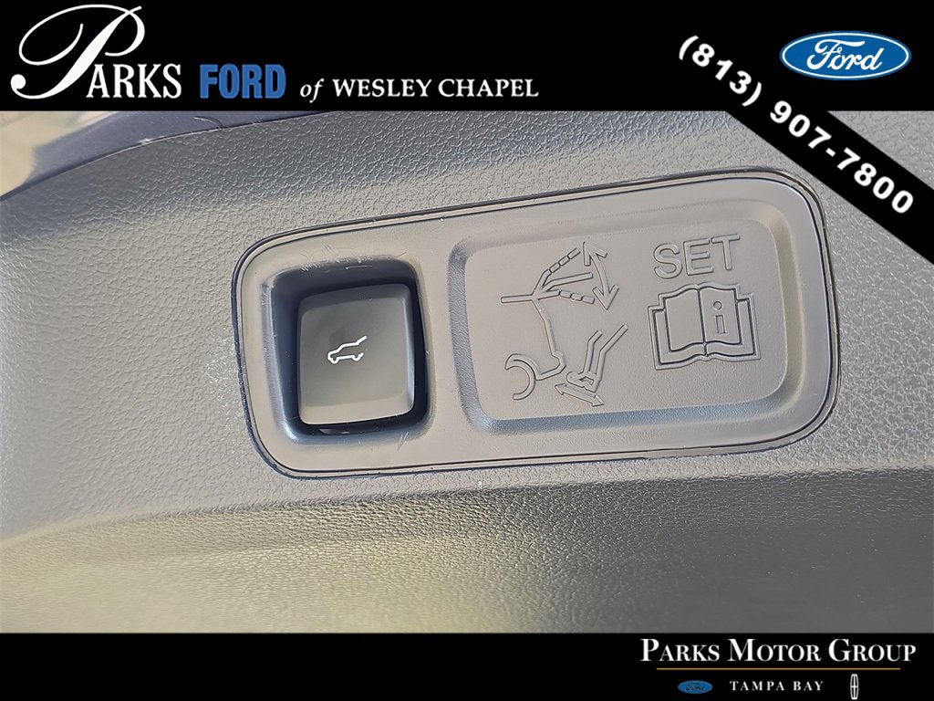 Certified 2023 Ford Expedition Limited image 10