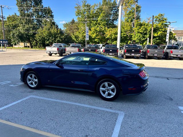 Certified 2019 Ford Mustang Coupe RWD image 7