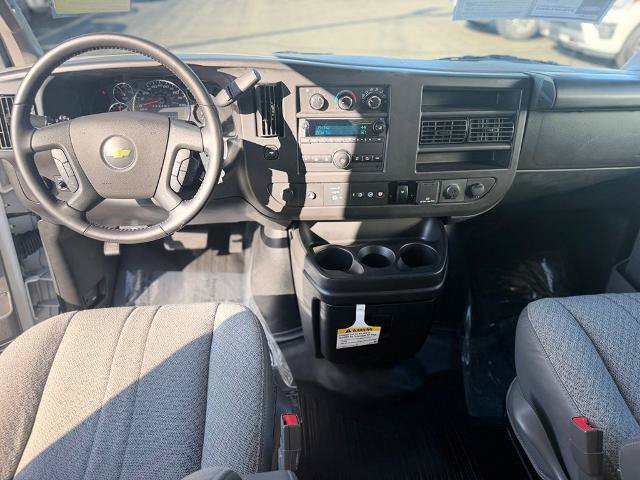 Used 2022 Chevrolet Express 3500 w/ Power Convenience Package RWD image 12