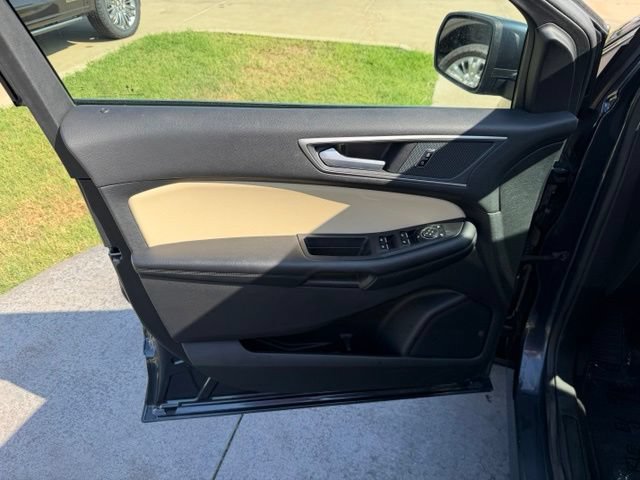 Certified 2023 Ford Edge SEL w/ Convenience Package AWD/4WD image 8