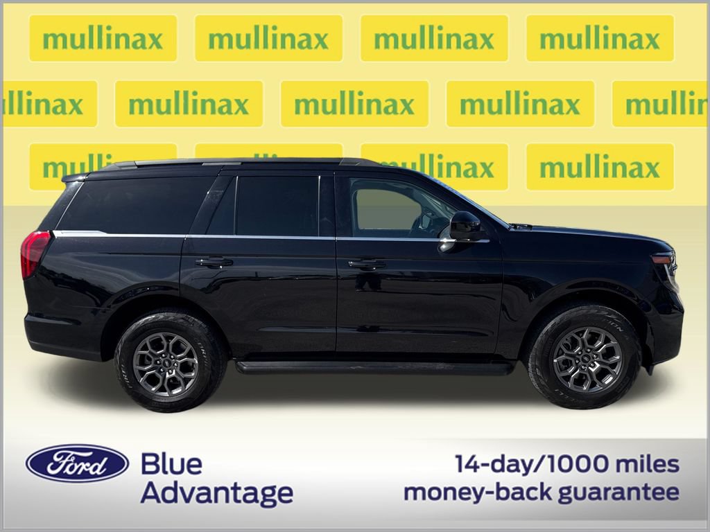 Certified 2025 Ford Expedition Active RWD image 2