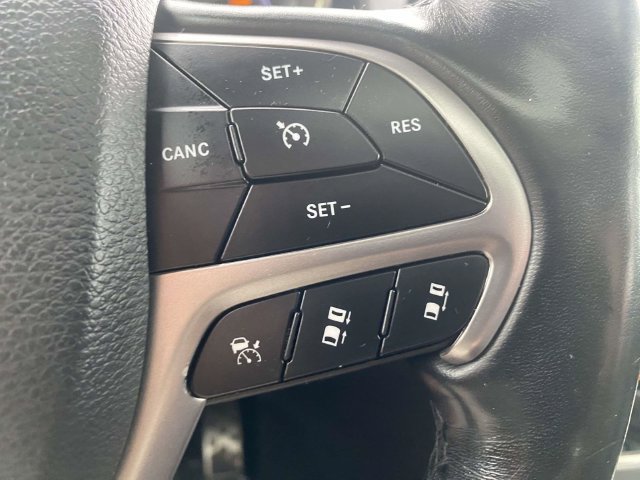 Used 2020 Jeep Grand Cherokee High Altitude AWD/4WD image 22