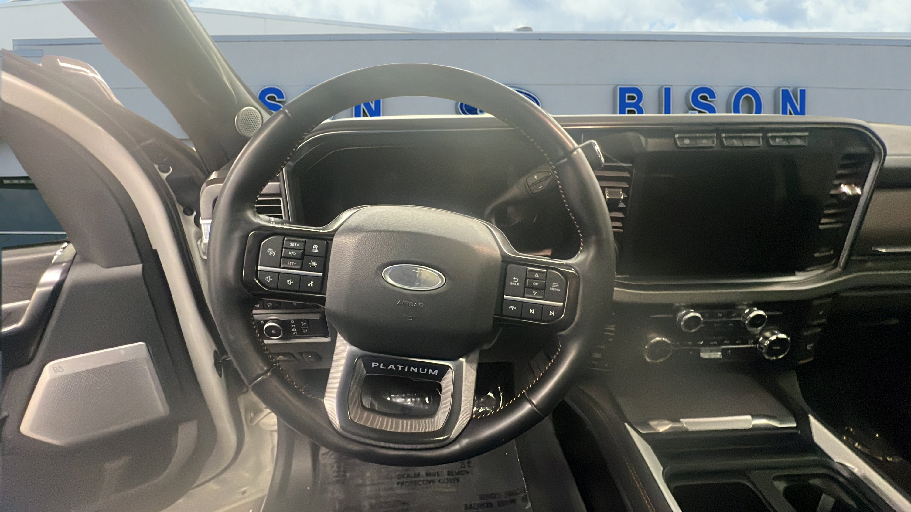 Certified 2024 Ford F450 Platinum w/ FX4 Off-Road Package image 15