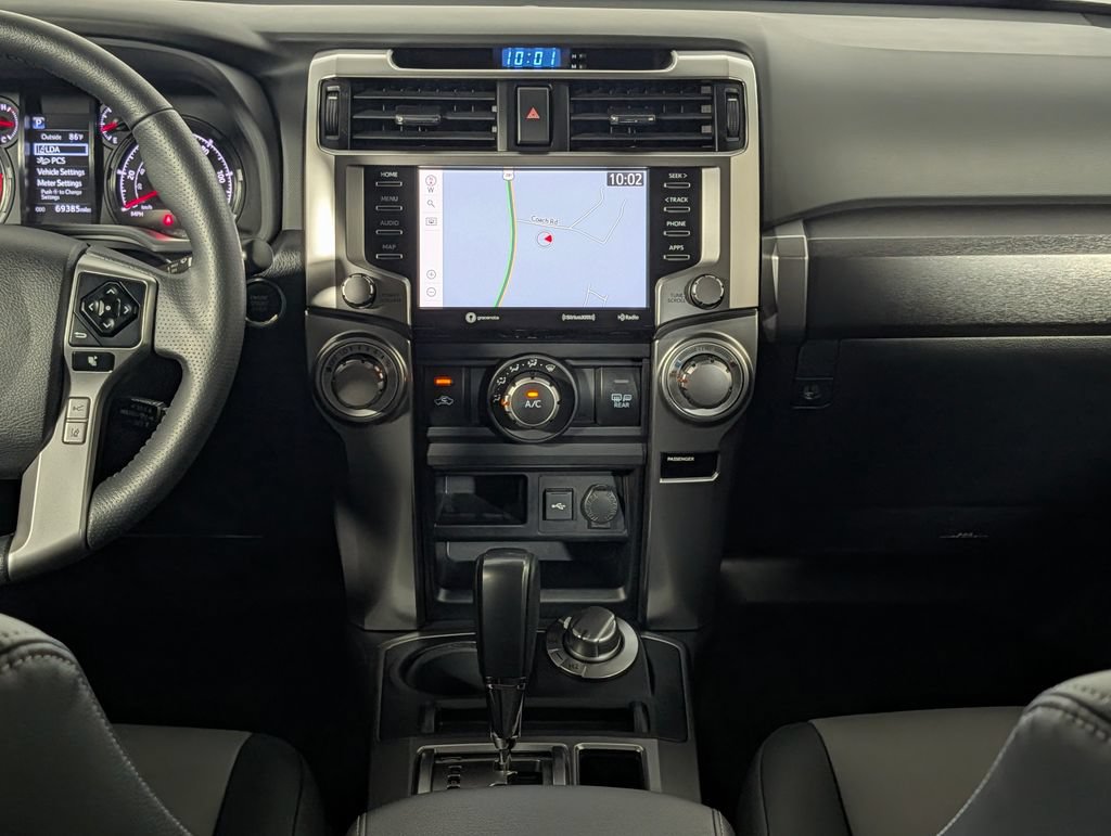 Used 2021 Toyota 4Runner SR5 Premium w/ Moonroof Package AWD/4WD image 15