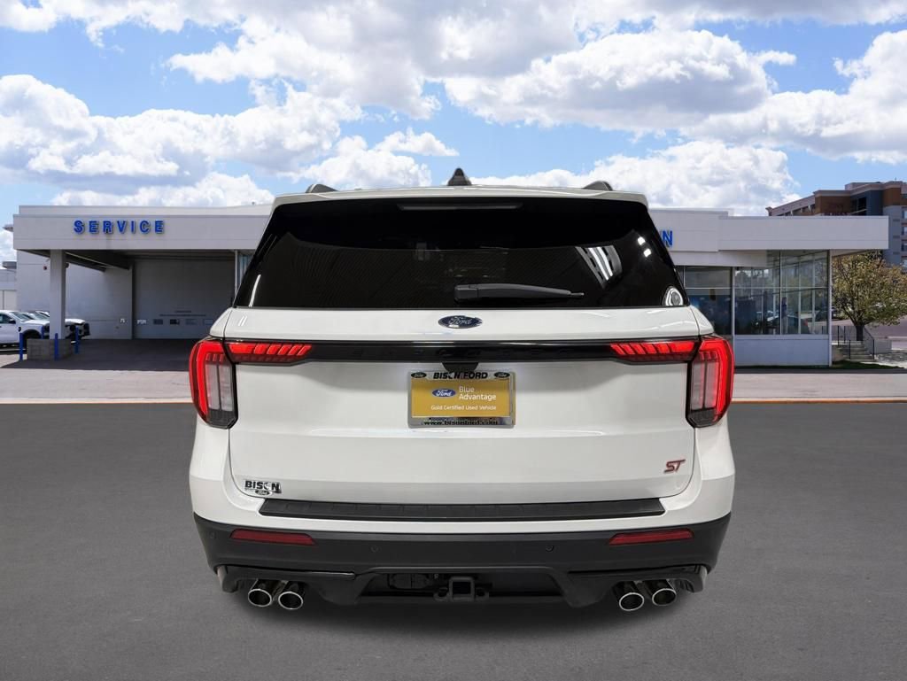 Certified 2025 Ford Explorer ST AWD/4WD image 4