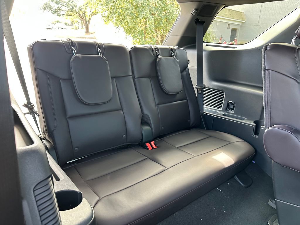 Certified 2026 Ford Explorer Platinum w/ LUX Leather Package AWD/4WD image 55