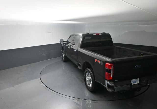 Certified 2025 Ford F250 Lariat w/ Lariat Ultimate Package AWD/4WD image 29