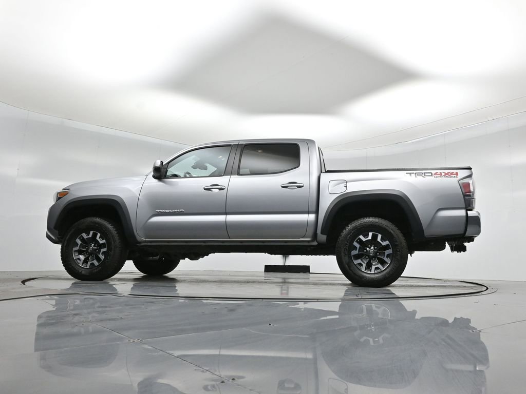 Used 2020 Toyota Tacoma TRD Off-Road image 25