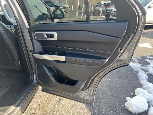 Certified 2022 Ford Explorer XLT w/ Equipment Group 202A image 17