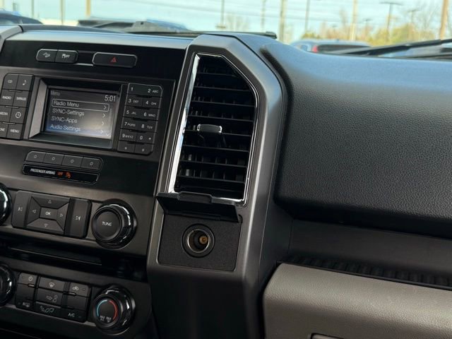 Certified 2016 Ford F150 XLT w/ Equipment Group 301A Mid image 40