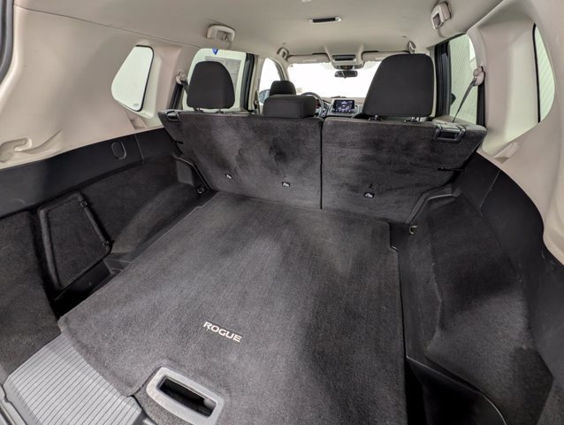Used 2023 Nissan Rogue SV FWD image 20