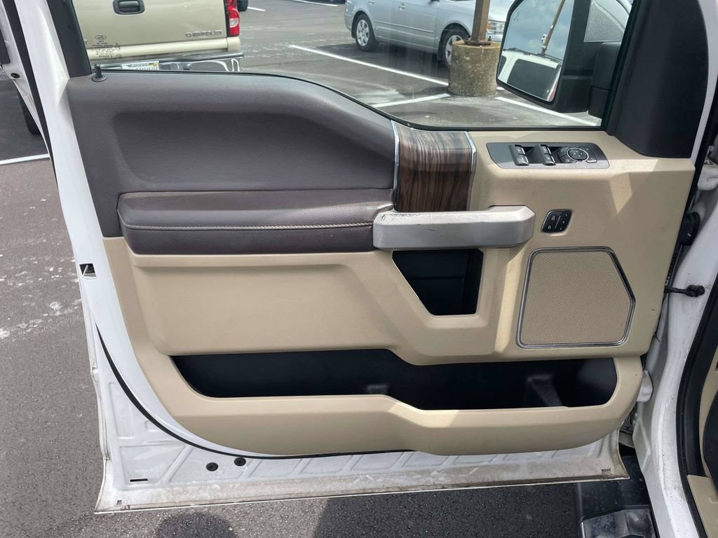 Certified 2019 Ford F150 Lariat w/ Equipment Group 502A Luxury RWD image 15