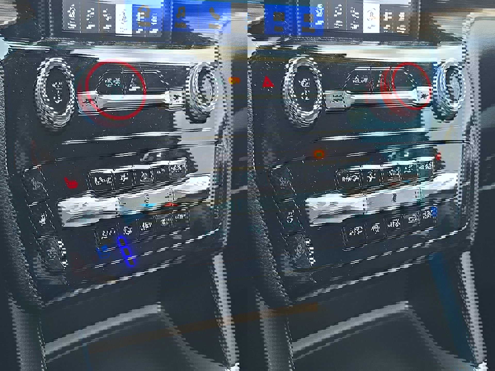 Certified 2023 Ford Explorer Limited w/ Limited Technology Package image 19