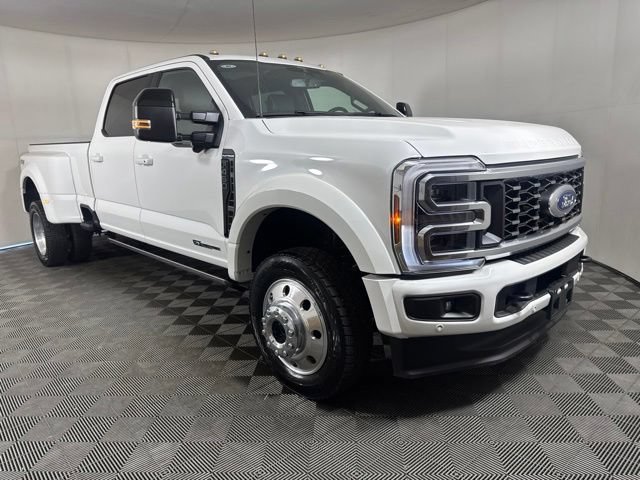 Certified 2026 Ford F450 Platinum w/ FX4 Off-Road Package