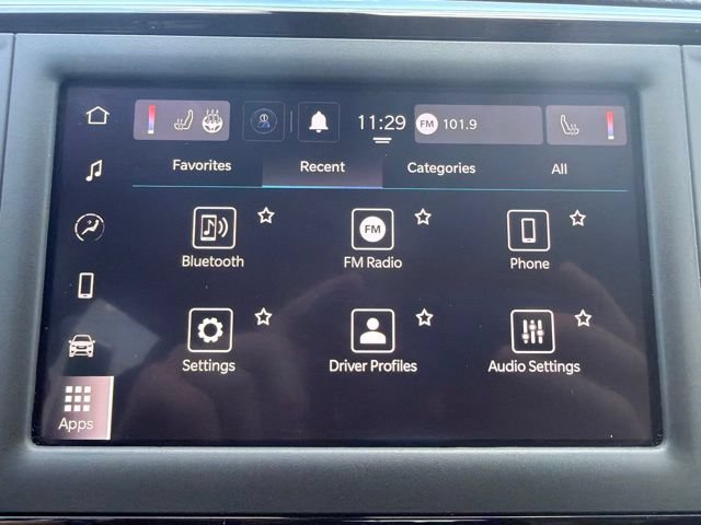 Used 2022 Chrysler Voyager LX FWD image 32