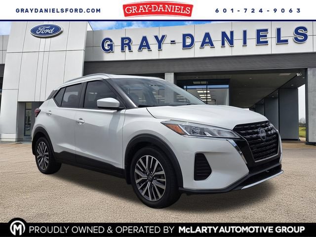 Used 2022 Nissan Kicks SV FWD 360° Tour