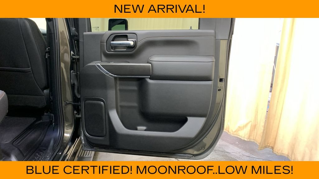 Used 2023 GMC Sierra 3500 AT4 w/ AT4 Premium Plus Package AWD/4WD image 17