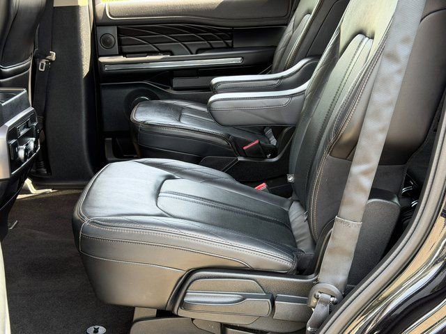 Certified 2019 Ford Expedition Platinum AWD/4WD image 21