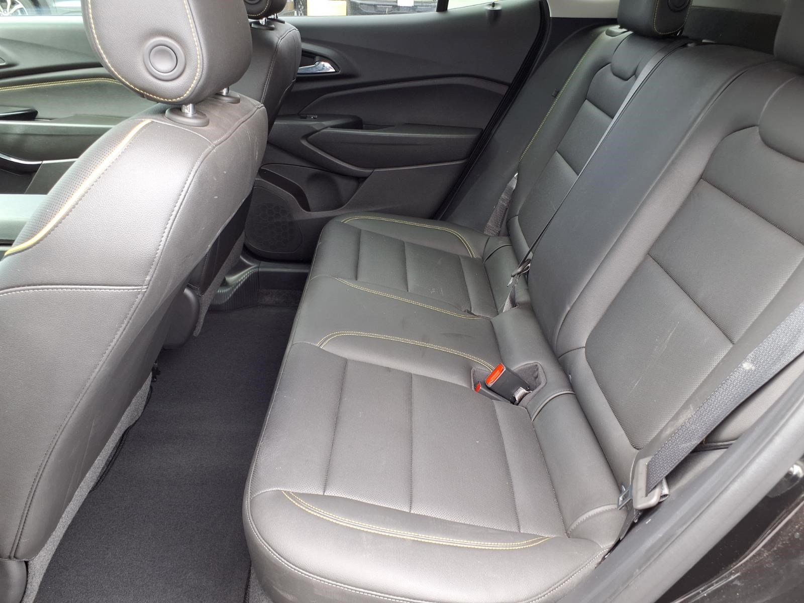 Used 2025 Chevrolet Trax ACTIV w/ Driver Confidence Package FWD image 11