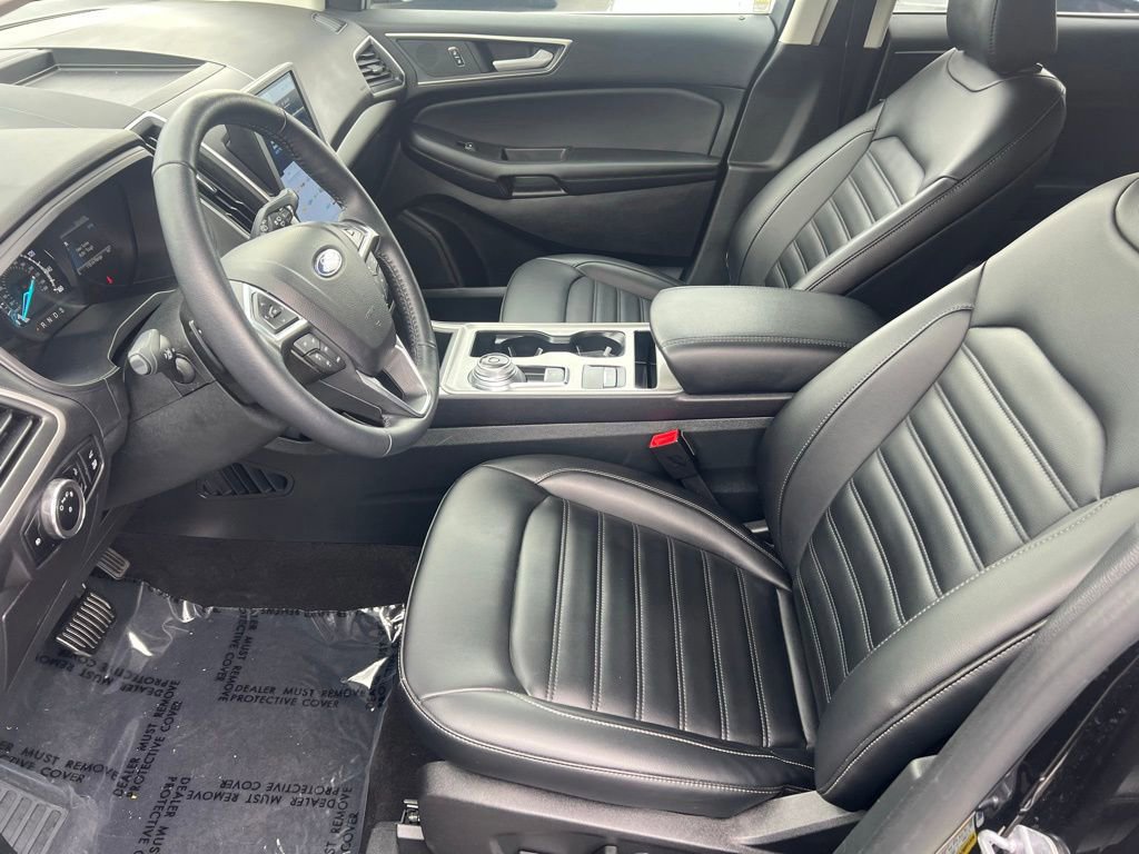 Certified 2024 Ford Edge SEL w/ Convenience Package AWD/4WD image 13