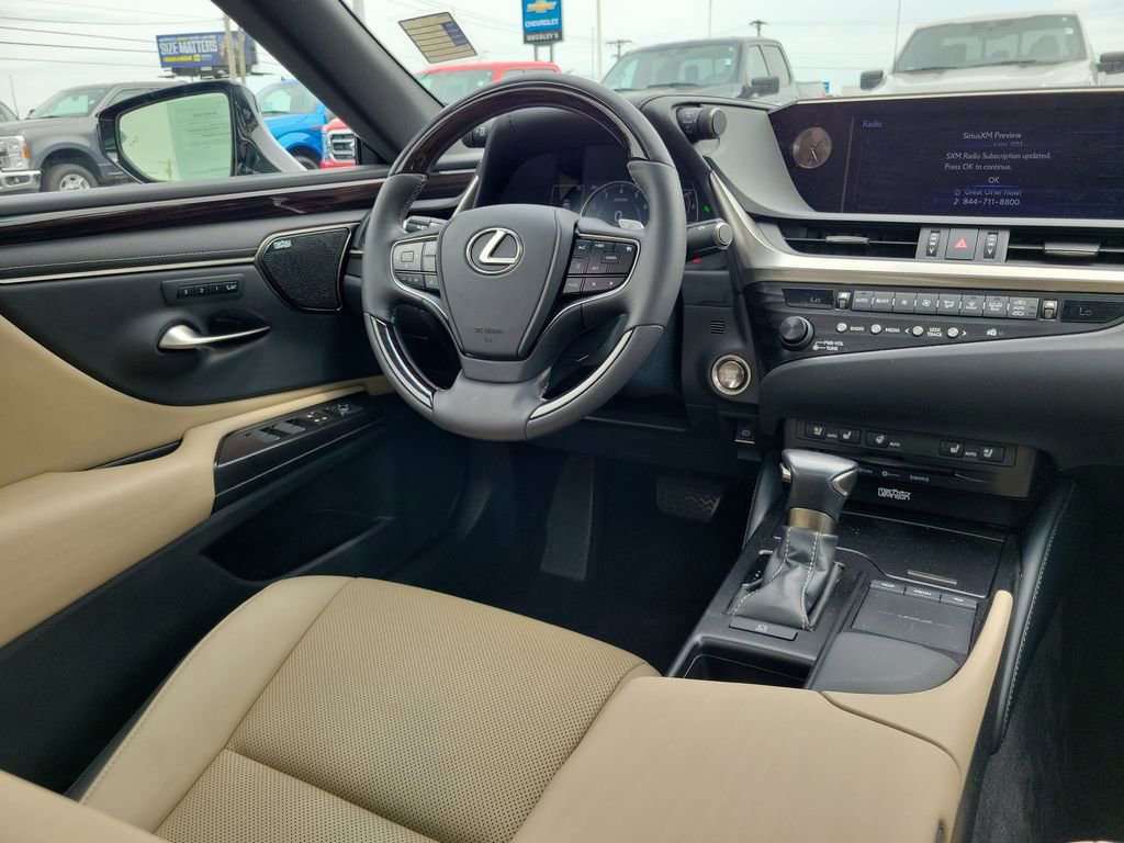 Used 2019 Lexus ES 350 w/ Premium Package FWD image 13