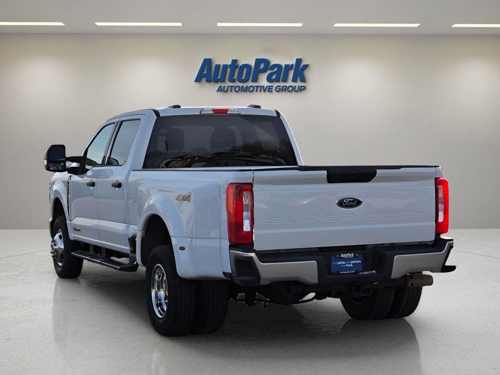 Certified 2025 Ford F350 XLT image 3