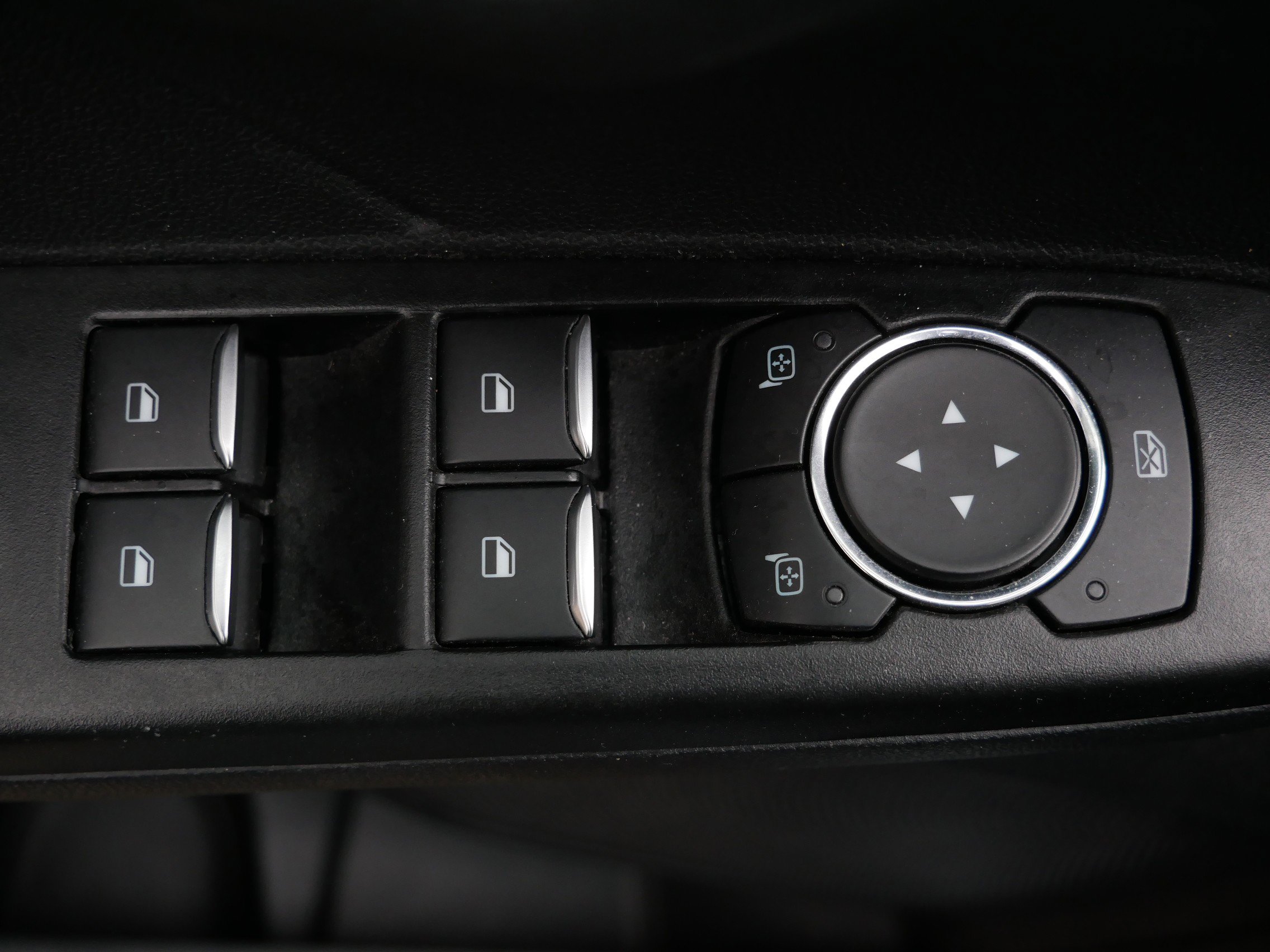 Certified 2022 Ford Escape SEL image 11