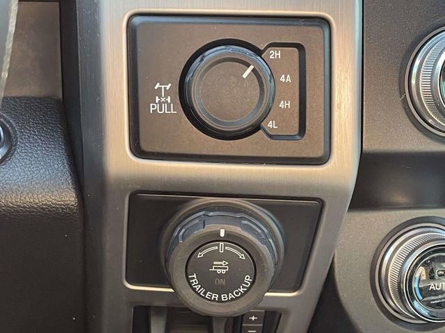 Certified 2019 Ford F150 Platinum w/ Equipment Group 701A Luxury AWD/4WD image 32