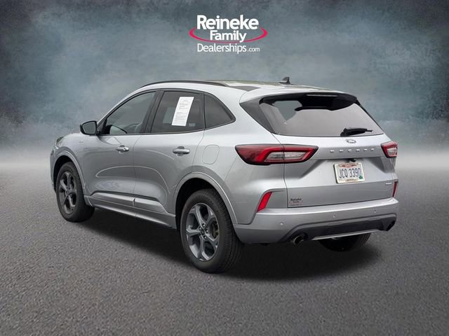 Certified 2023 Ford Escape ST-Line w/ Tech Pack #1 AWD/4WD image 8