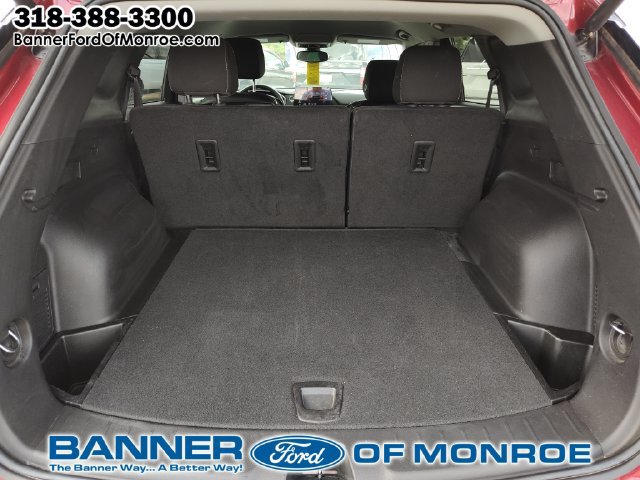 Used 2024 Chevrolet Blazer LT w/ Convenience Package FWD image 6