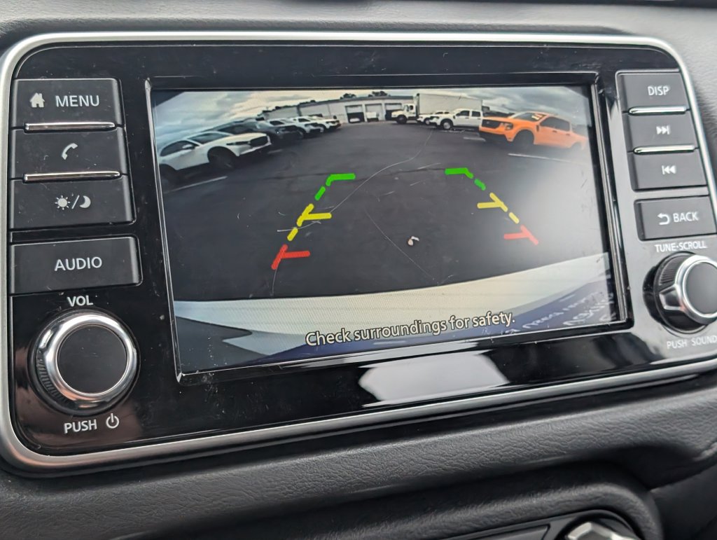 Used 2020 Nissan Versa S FWD image 19
