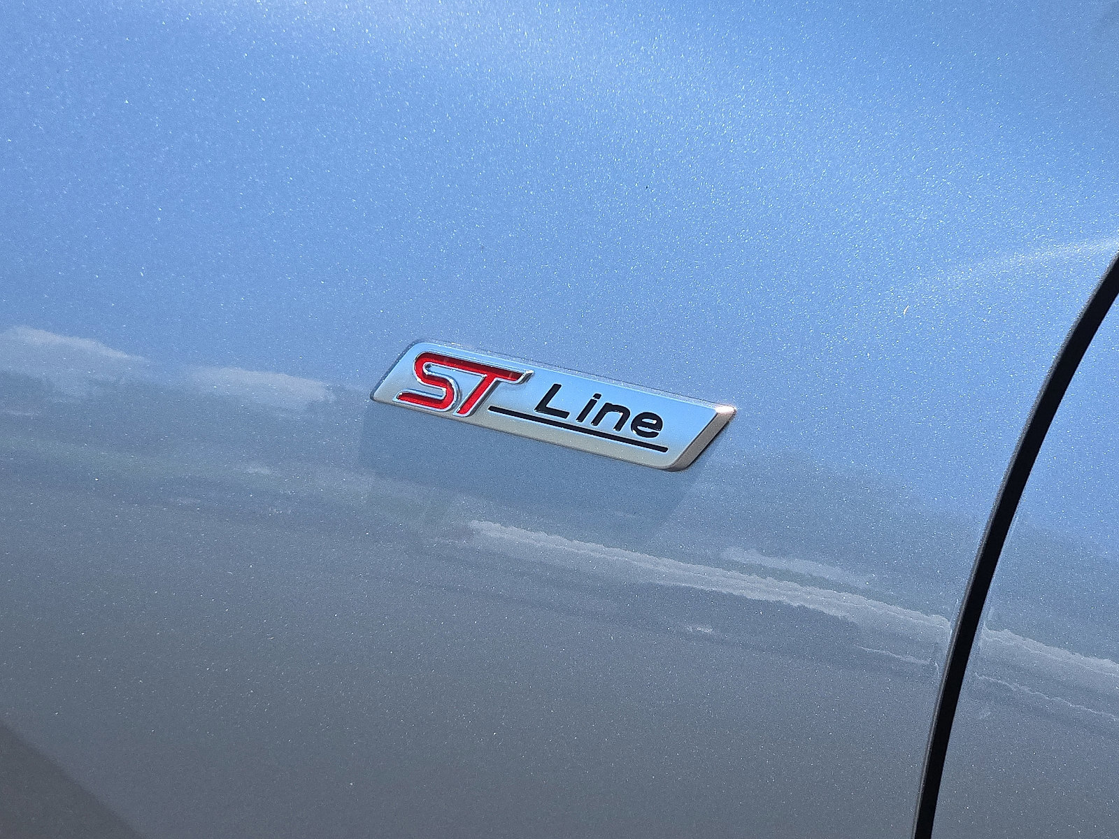 Certified 2023 Ford Escape ST-Line w/ Tech Pack #1 image 8