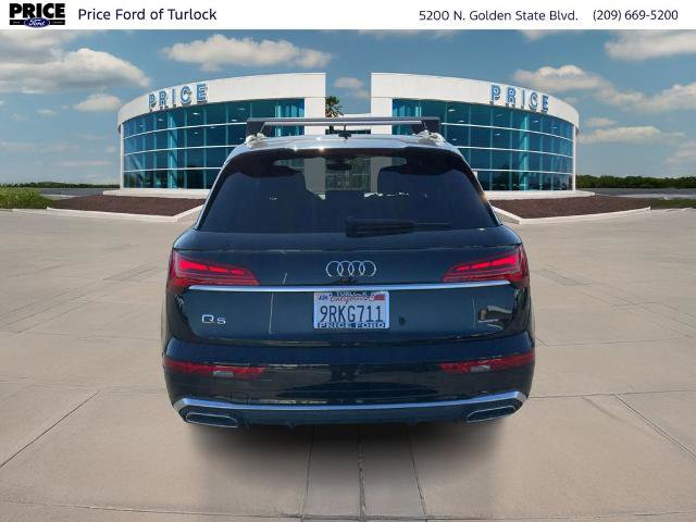 Used 2024 Audi Q5 2.0T Premium w/ Convenience Package image 6
