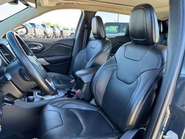 Used 2018 Jeep Cherokee Limited AWD/4WD image 14