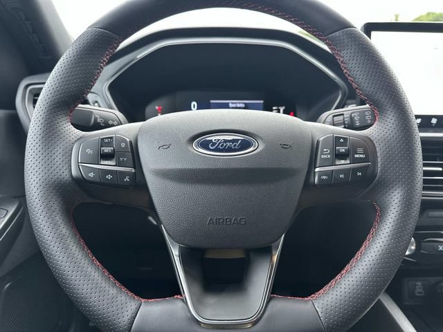 Certified 2024 Ford Escape ST-Line w/ Tech Pack #1 AWD/4WD image 21