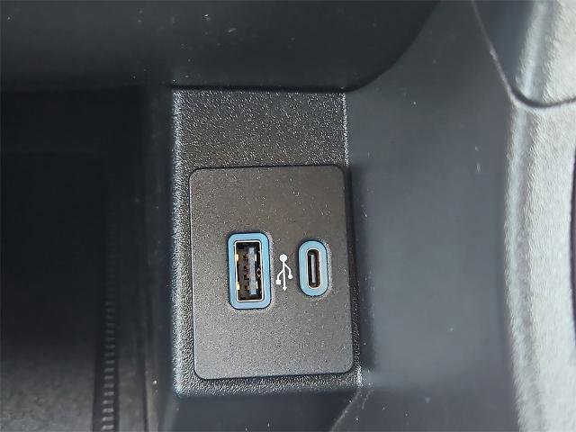 Certified 2022 Ford Edge SEL w/ Convenience Package image 16