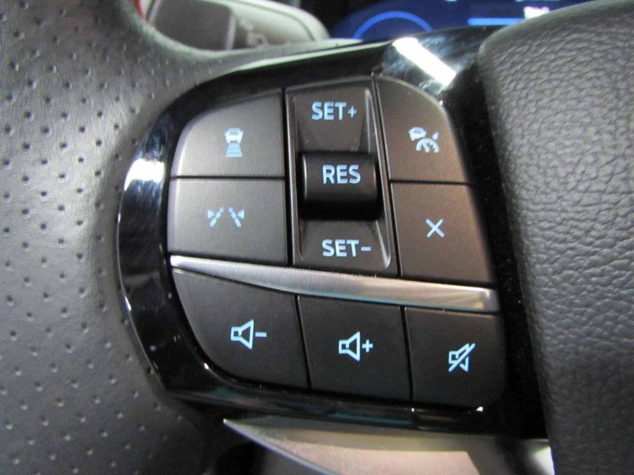 Certified 2025 Ford Explorer ST AWD/4WD image 27