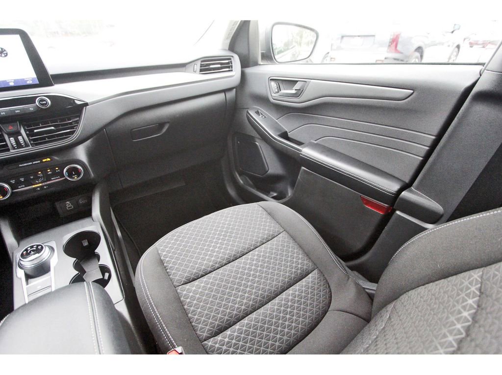Certified 2024 Ford Escape Active FWD image 13