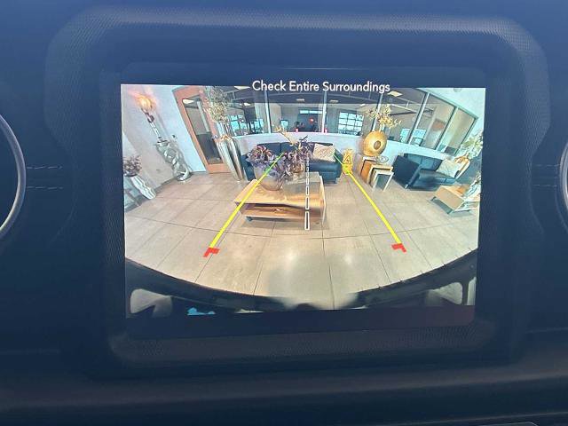 Used 2023 Jeep Wrangler Unlimited Sahara w/ Dual Top Group image 9